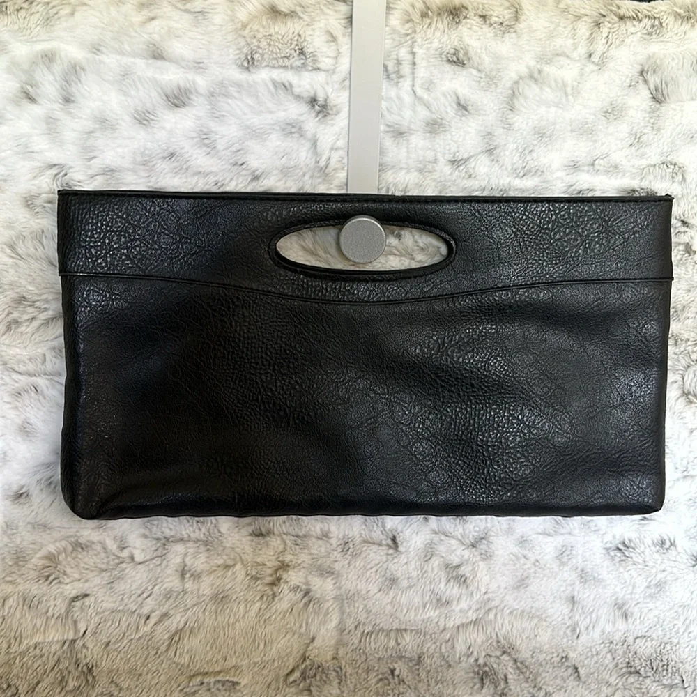 Black Zipper Clutch - Picture 2 of 6